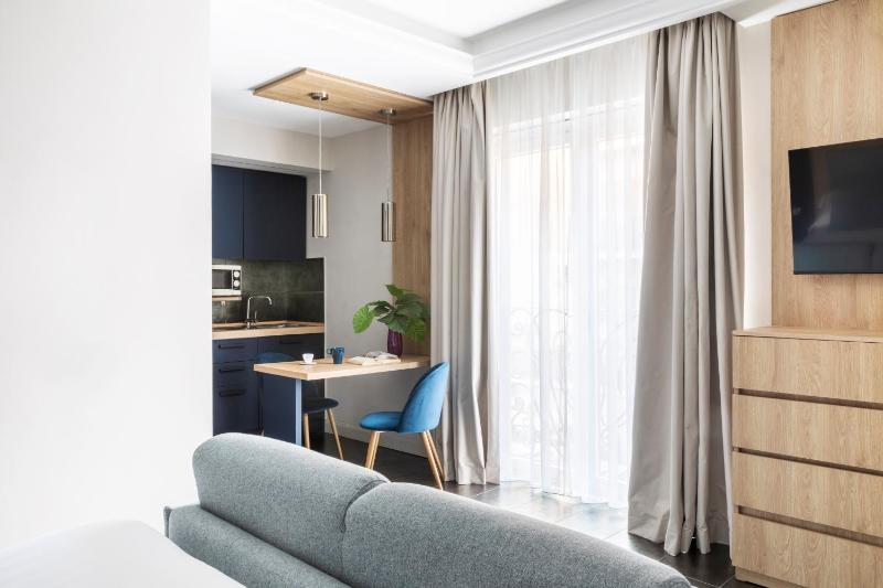 Classic Apartment image 4