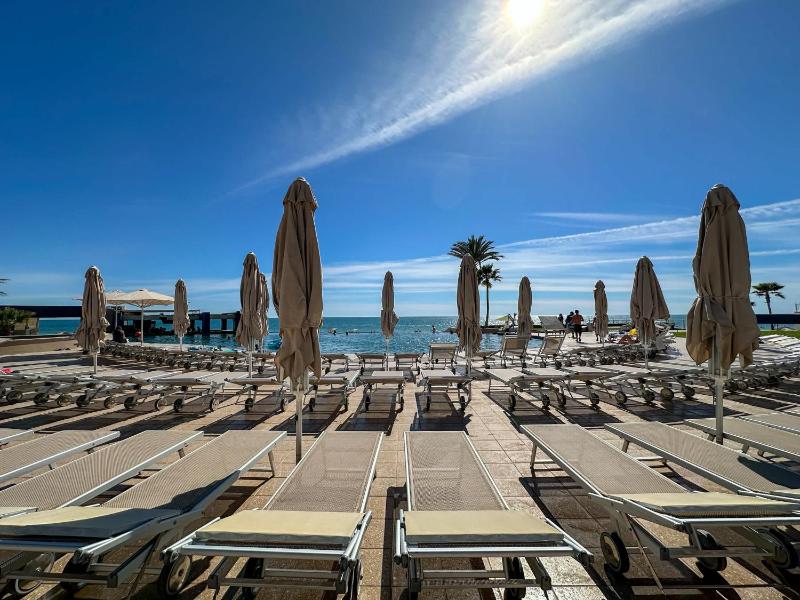 LUXURY NEW OCEANFRONT CONDO 5BR Sleeps 12 - image 27