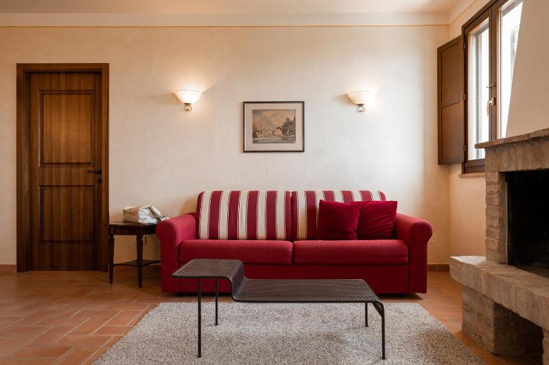 Superior Apartment image 1