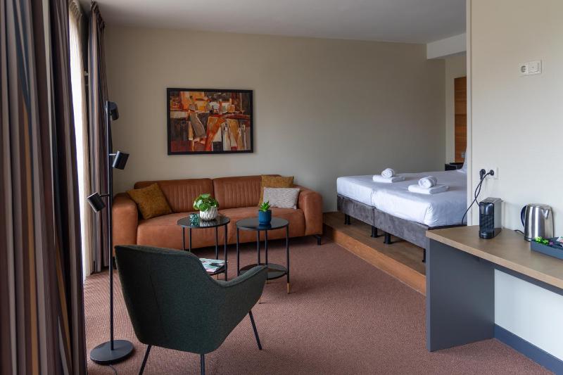 Junior Suite image 1