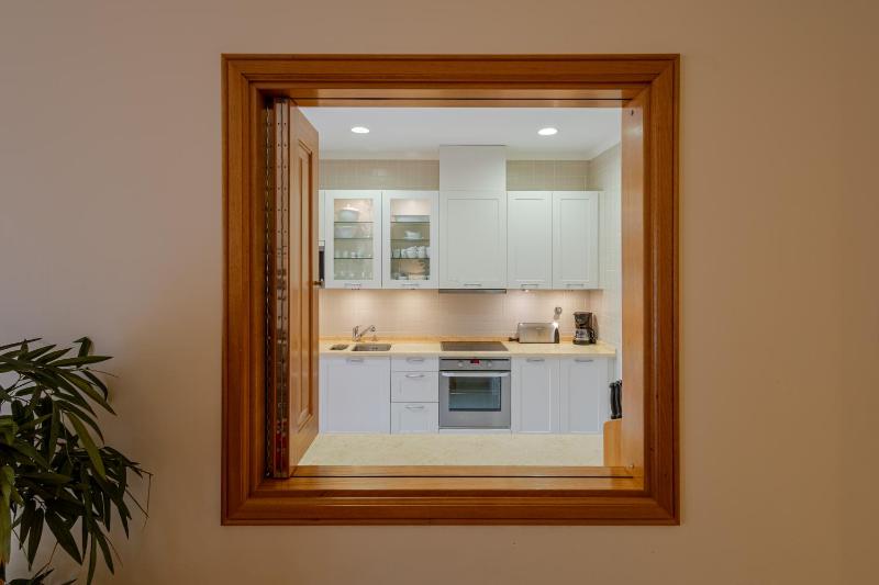 Apartment 3 Rooms with View image 3