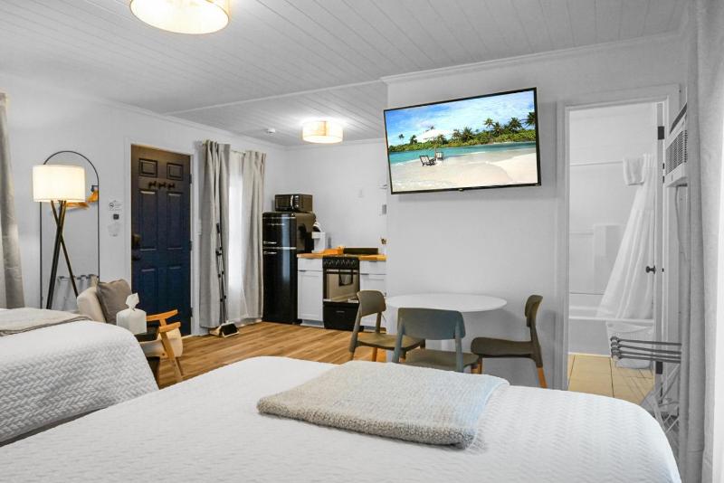 The Boardwalk Inn - image 18