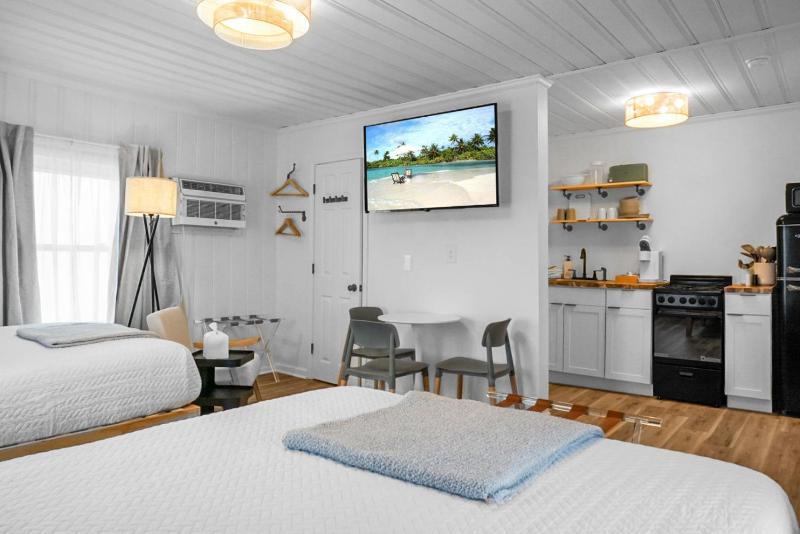 The Boardwalk Inn - image 33