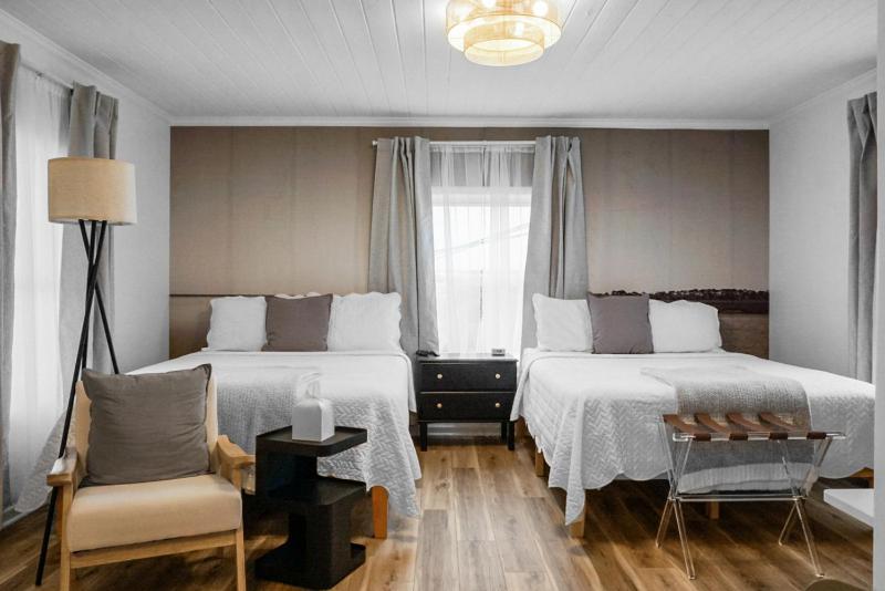 The Boardwalk Inn - image 10