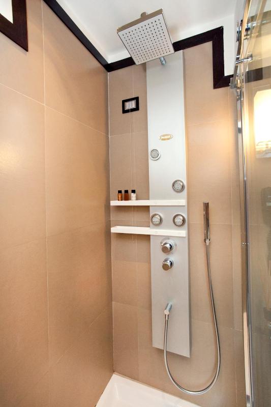 Junior Suite image 3