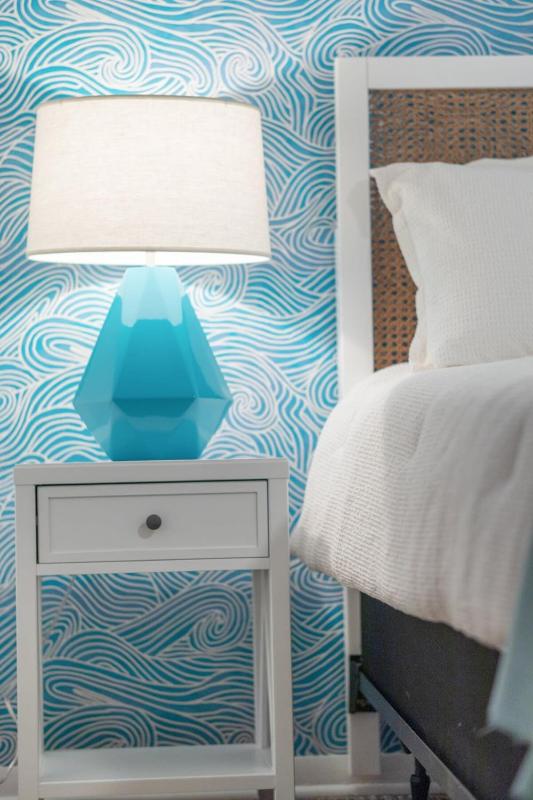 Beach Nest 3 Stylish Condo 2Min Walk to Beach - image 19