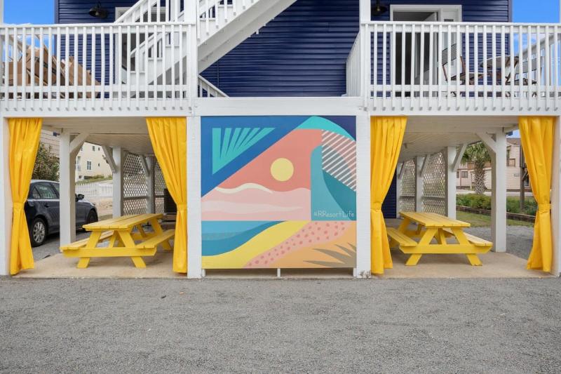 Beach Nest 2 Stylish Condo 2 Min Walk to Beach - image 26