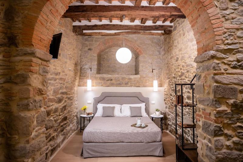 Maccari Suite - image 12