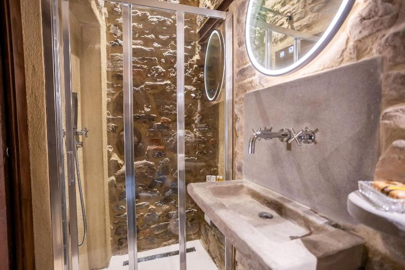 Maccari Suite - image 14