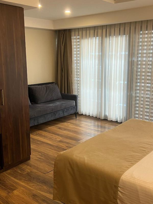 Deluxe Family Suite image 4