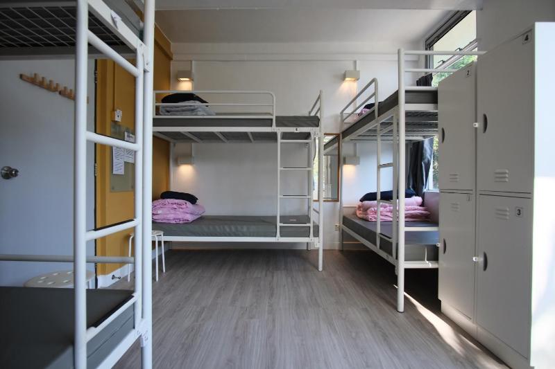 1 Bed in 6-Person Male Dormitory image 2