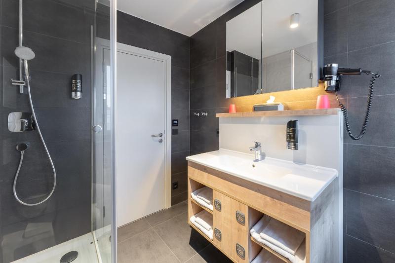 Family Room with Bathroom image 2