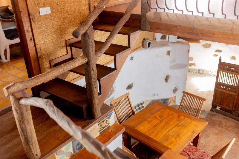 Two-Bedroom House image 2