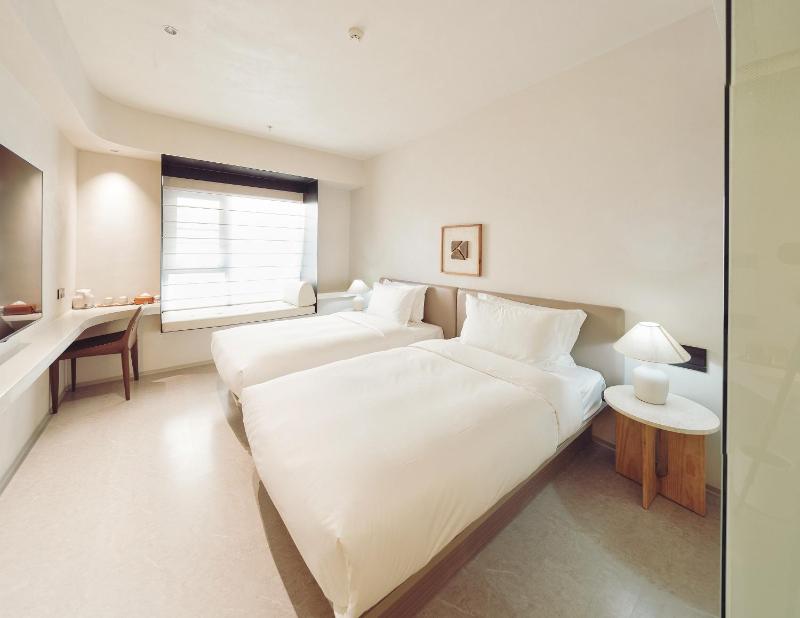 Qilidai Hotel - image 15