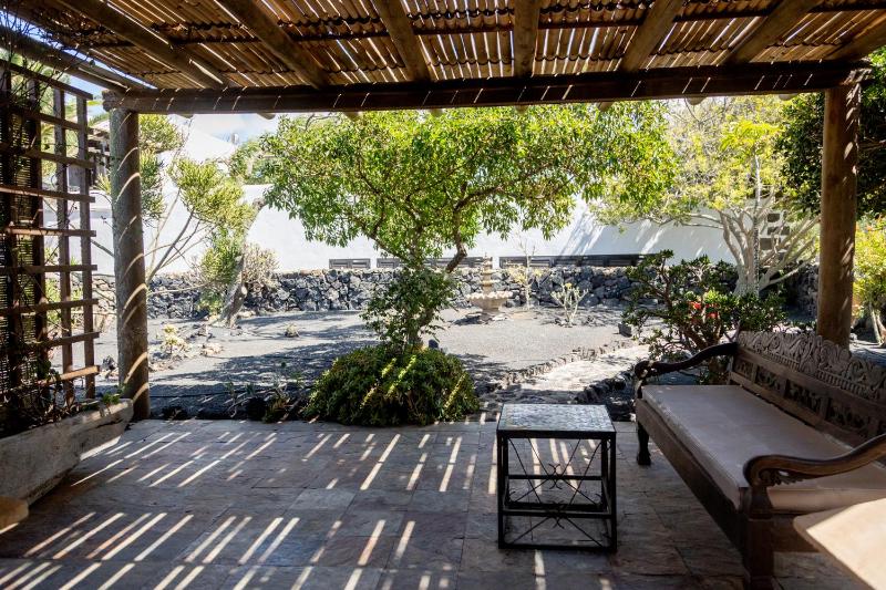1 Bedroom villa with terrace image 4