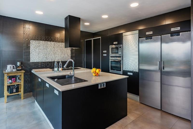 Villa Rockstar Alcudia - by EMERALD STAY - image 20