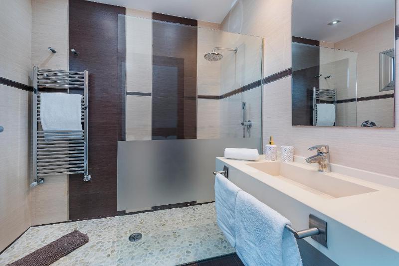 Villa Rockstar Alcudia - by EMERALD STAY - image 18