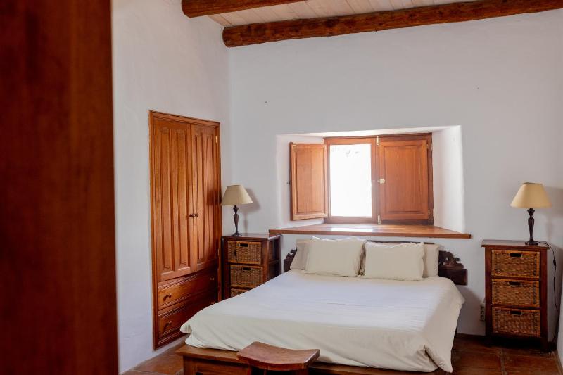Two bedroom villa (4 adults) image 4