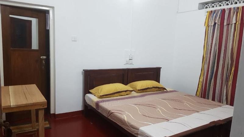 Kingfisher Guesthouse and Hostel - image 6