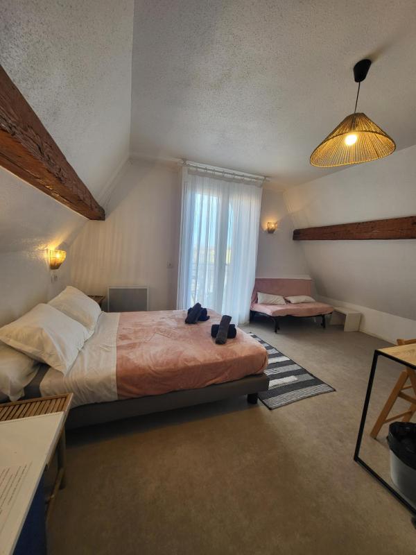 Quadruple Room with Sea View image 1