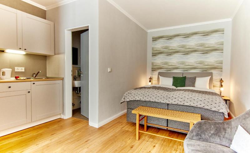 Superior Double Room image 3