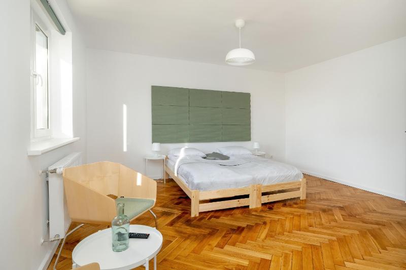 Jasne Studio Rycerska w Poznaniu SmartTV by Noclegi Renters - image 9