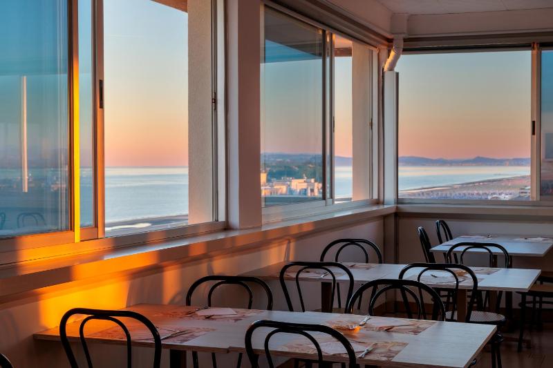 Hotel Centrale Miramare - image 47