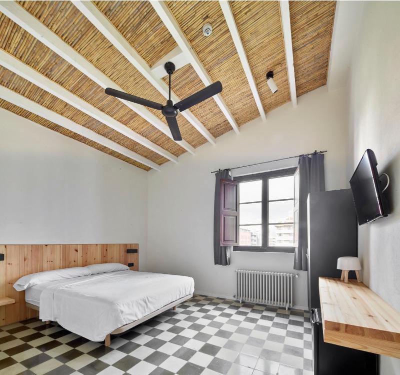 Double Room image 1
