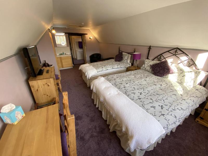 King Room image 1