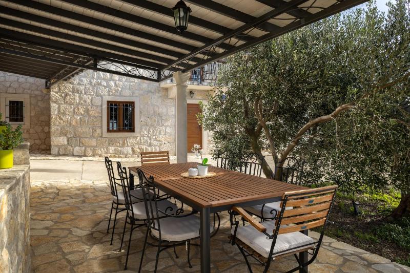 Villa image 4