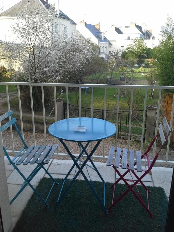 Triple Room with Balcony image 2