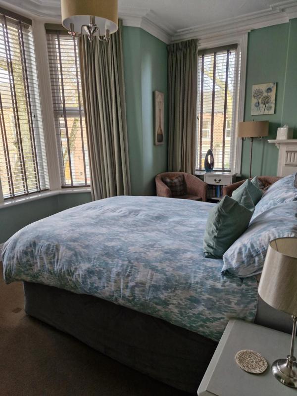 Double Room with Private Bathroom image 4