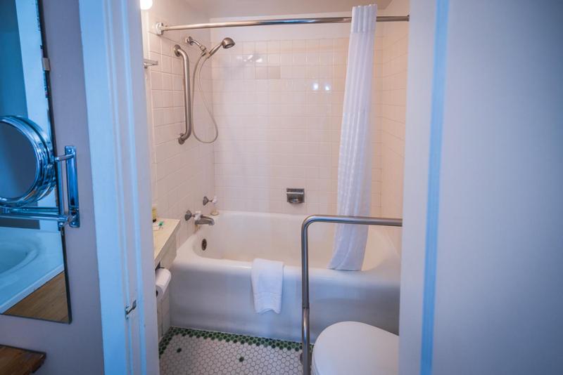 Suite image 2
