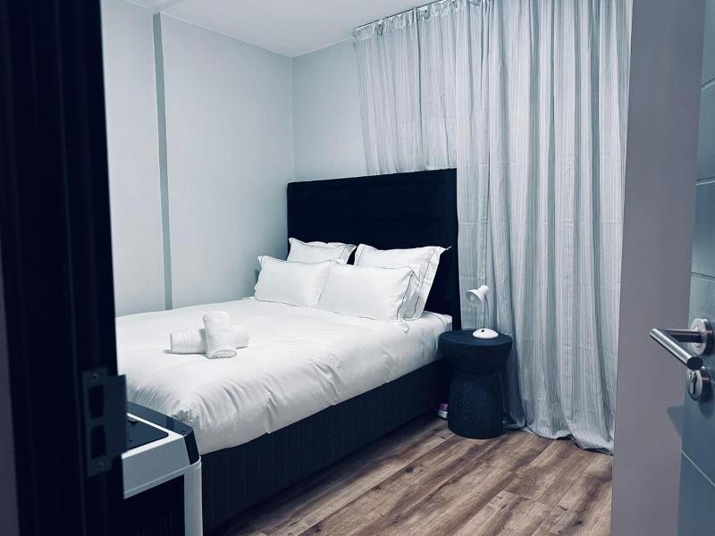 2 Bedroom Apartment in Windhoek City Centre - image 14