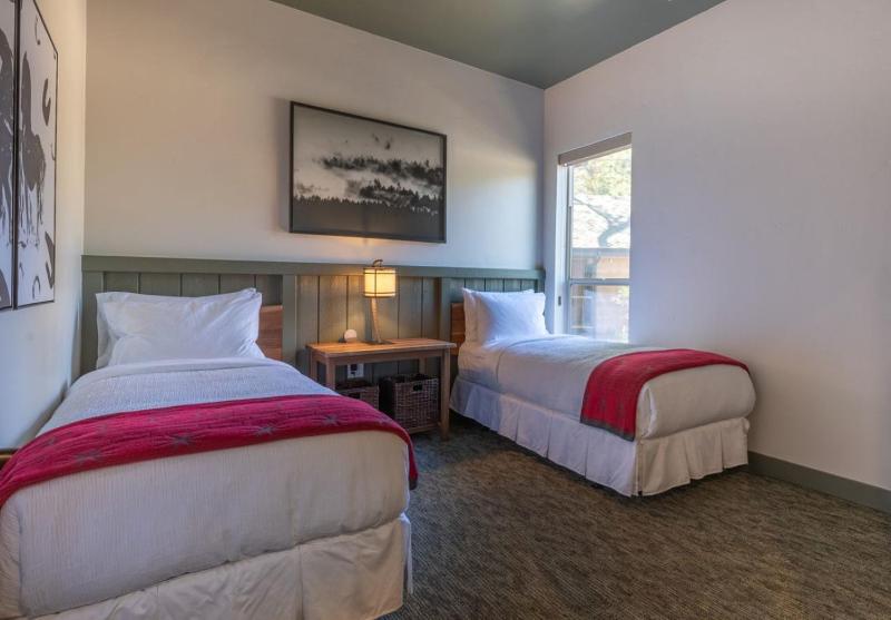 Two-Bedroom Cottage image 1