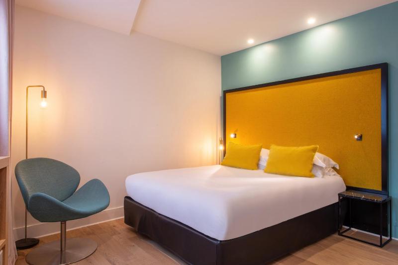 Double Room image 1