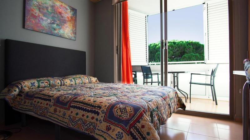 Casa Orquidies I by HR Costabrava - image 6