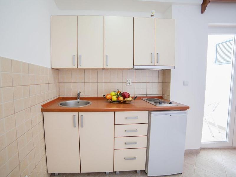 Apartment with Terrace image 4