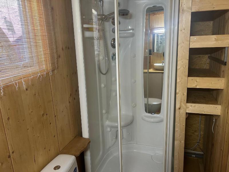 Two-Bedroom Chalet image 4