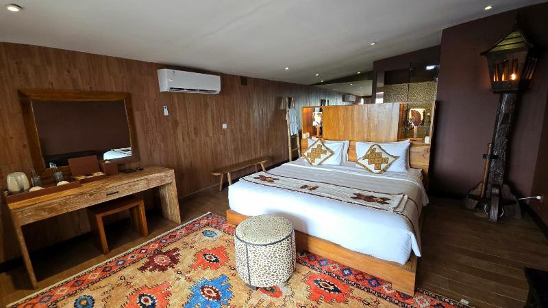 Sky Suites - image 18