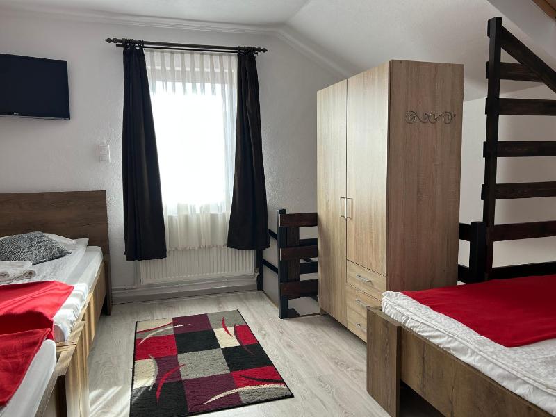 Apartment - Split Level image 3