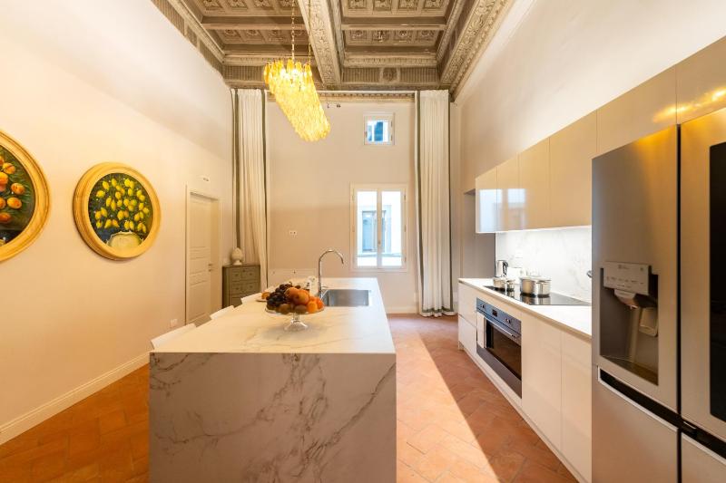 Palazzo Doni by Florence Art Apartments - image 12
