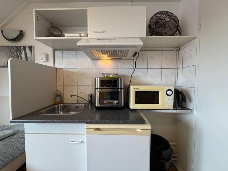 Double Room image 3