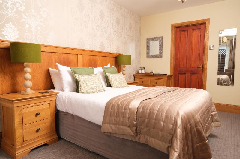 Double Room image 1