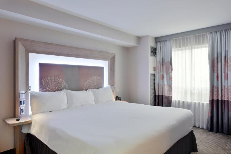 King Room image 2