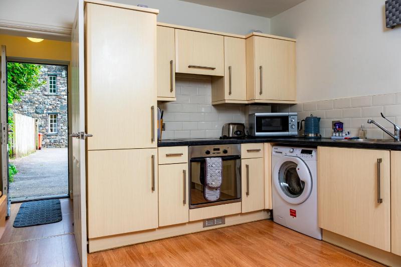 One-Bedroom Self Catering Holiday Cottage image 2
