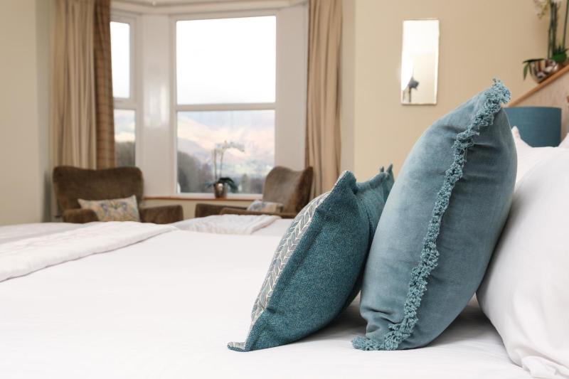 Superior King Room image 2
