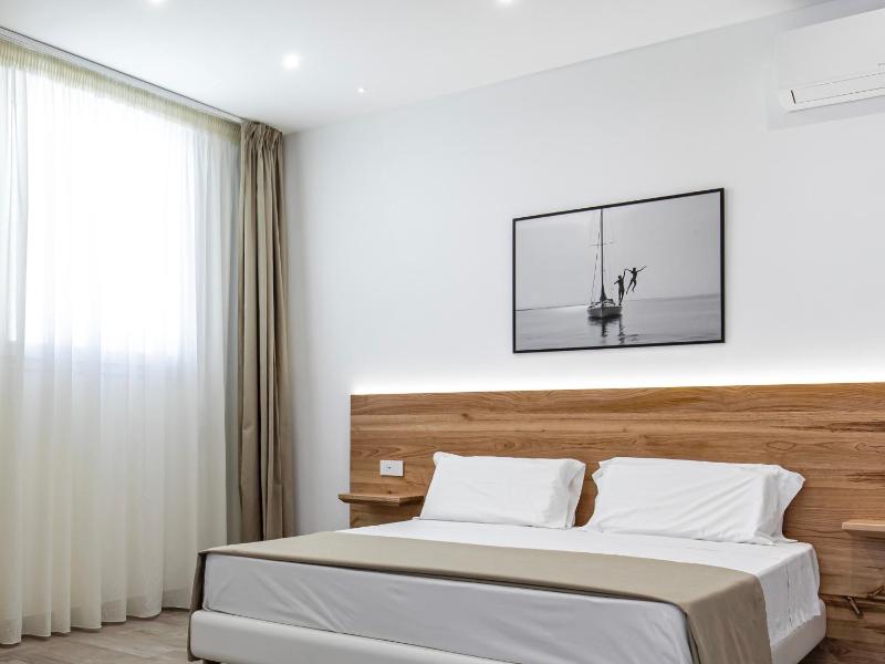 Sabbia Tropea Apartments and Rooms - image 2