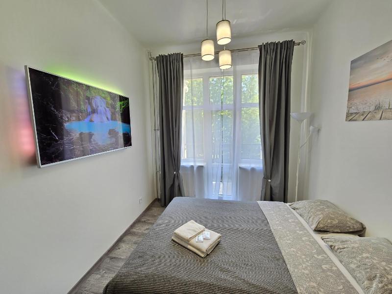 S3 Studio with balcony - image 13