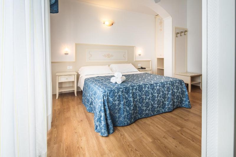 Double or Twin Room with Balcony image 1